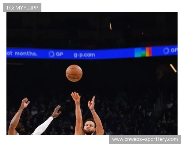 勇士三分战术奏效，近4场均命中20+远投